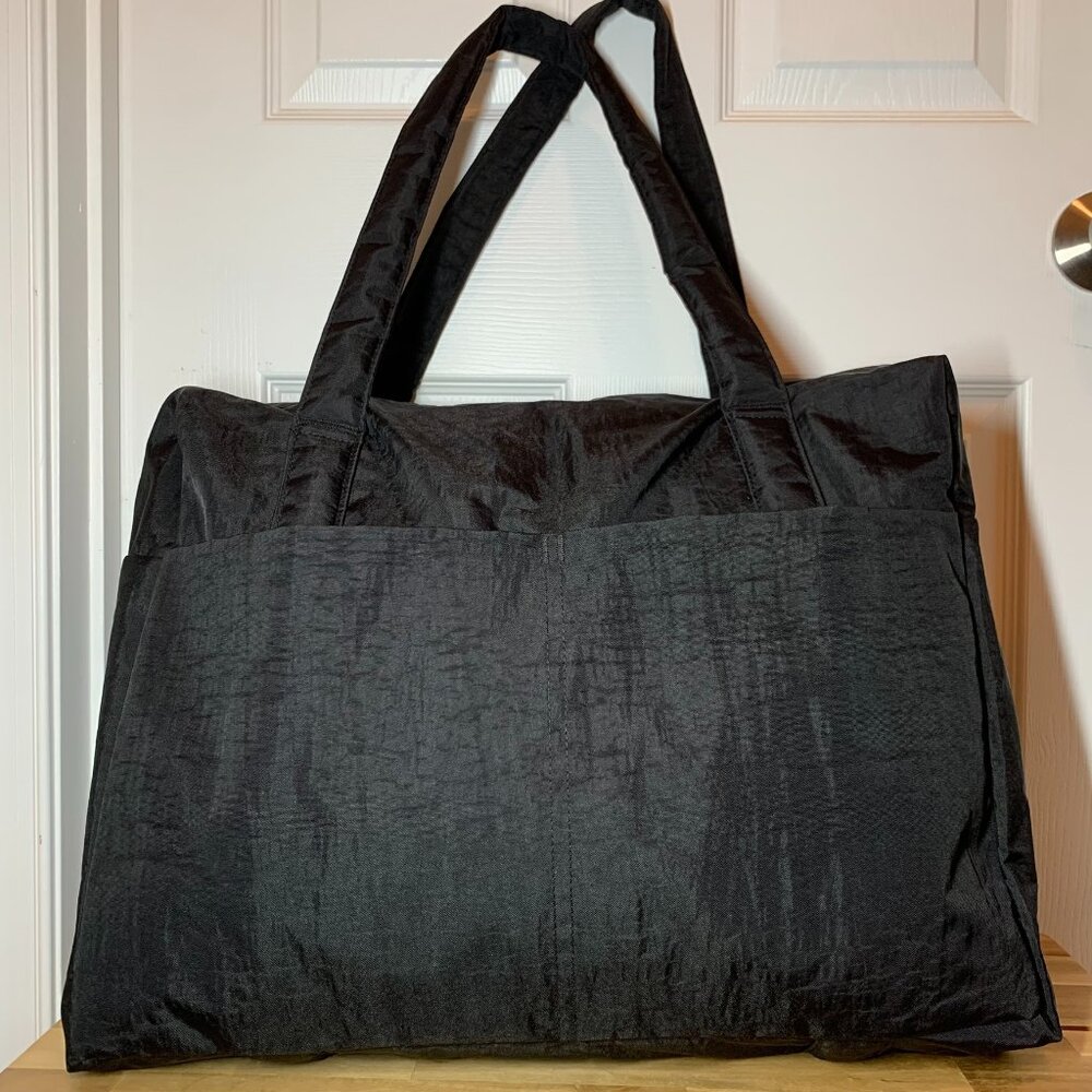 Baggu Cloud Carry-On Travel Bag – Black – With Matching Pouch